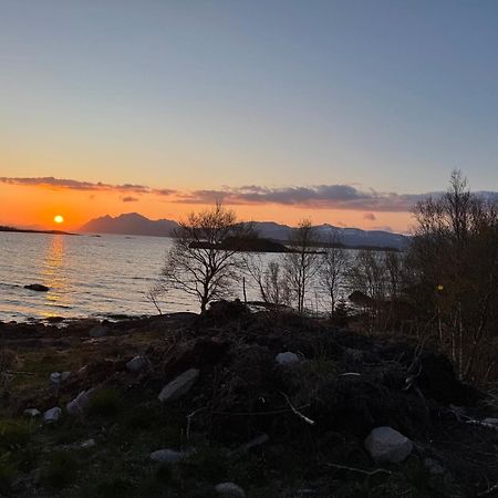 Midnattsolveien 3158,Sommarhusstrand Laukvik Lofoten Norway Exterior photo