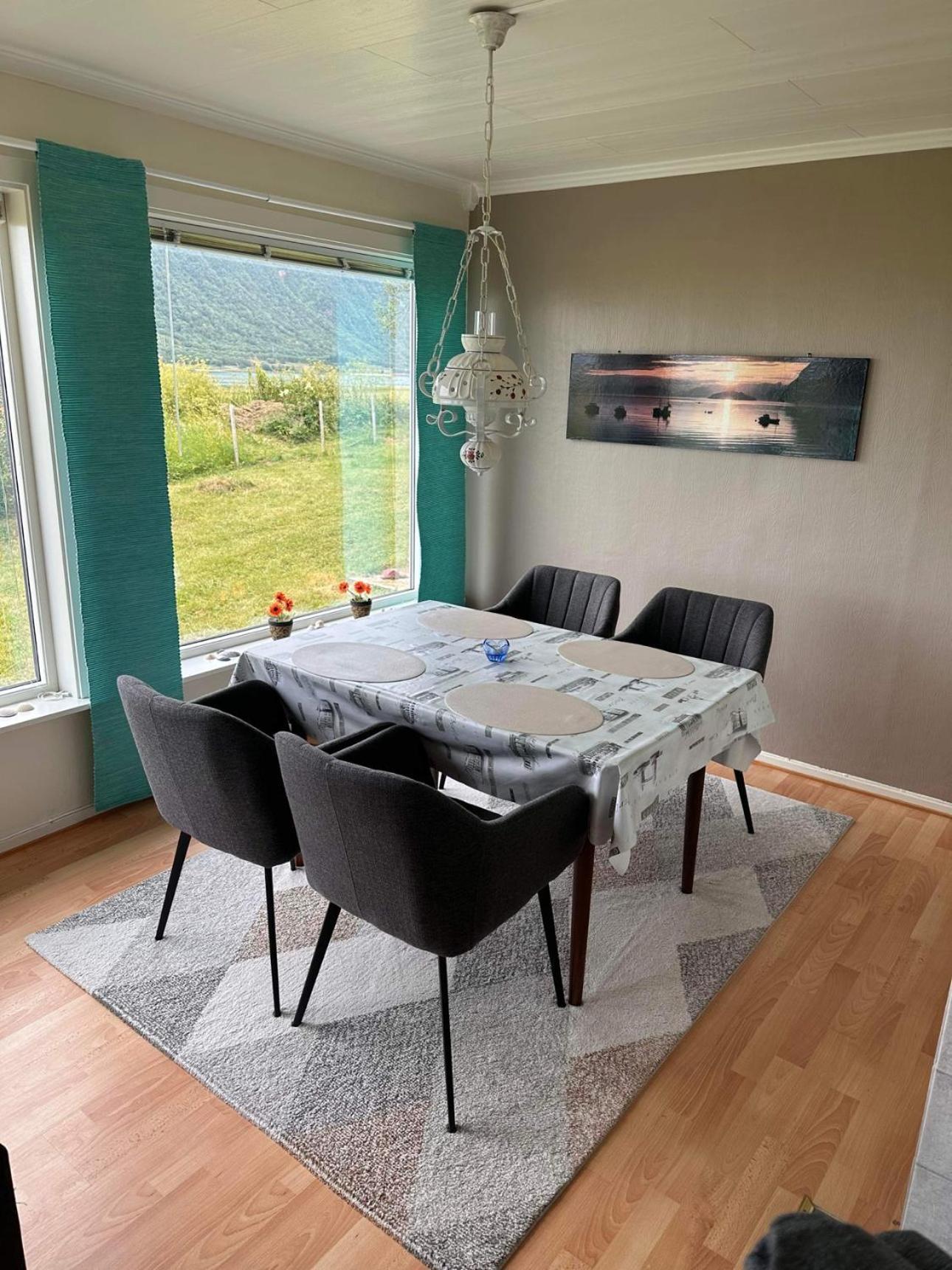 Midnattsolveien 3158,Sommarhusstrand Laukvik Lofoten Norway Exterior photo