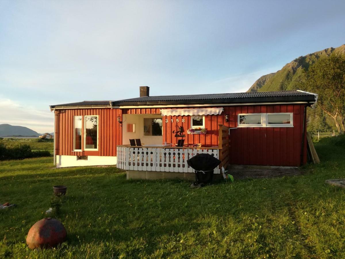 Midnattsolveien 3158,Sommarhusstrand Laukvik Lofoten Norway Exterior photo